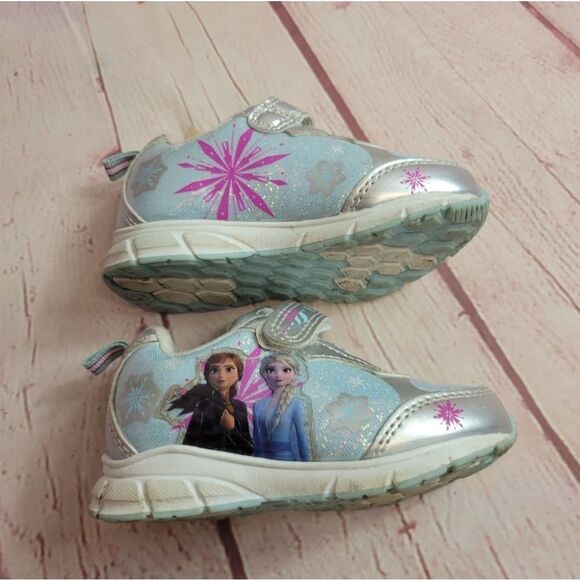 Frozen sneakers 5 - Picture 3 of 5